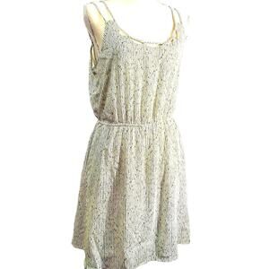 BCBGeneration Strappy Summer Dress Size M Green Lined Cutout Neckline Vacation